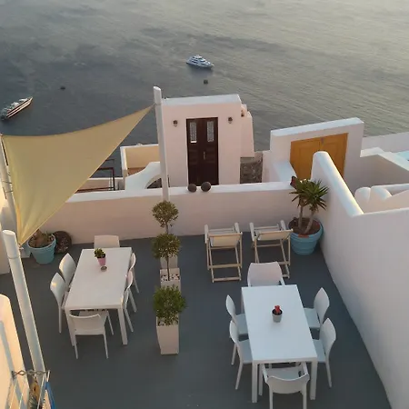 Akron Cliff Villa Fira (Santorini)