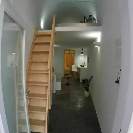 Villa Akron Cliff